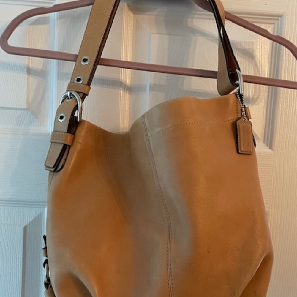 Coach Hobo Shoulder Handbag (Tan) # 15064